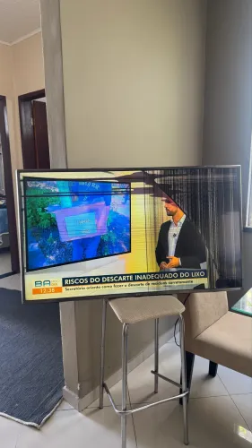 Tv LG para concerto ou tira peças