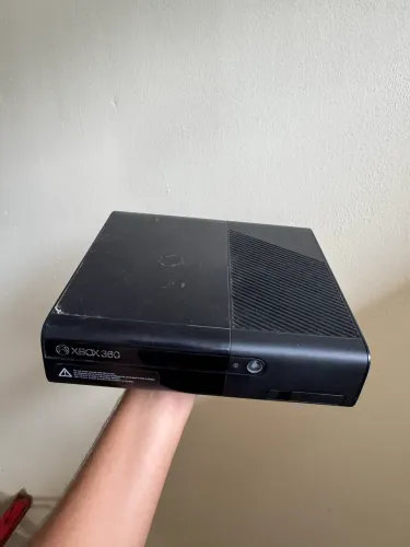 Xbox 360 super slim não sei se funciona
