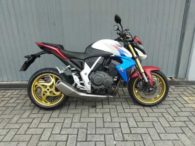Cb 1000r impecável
