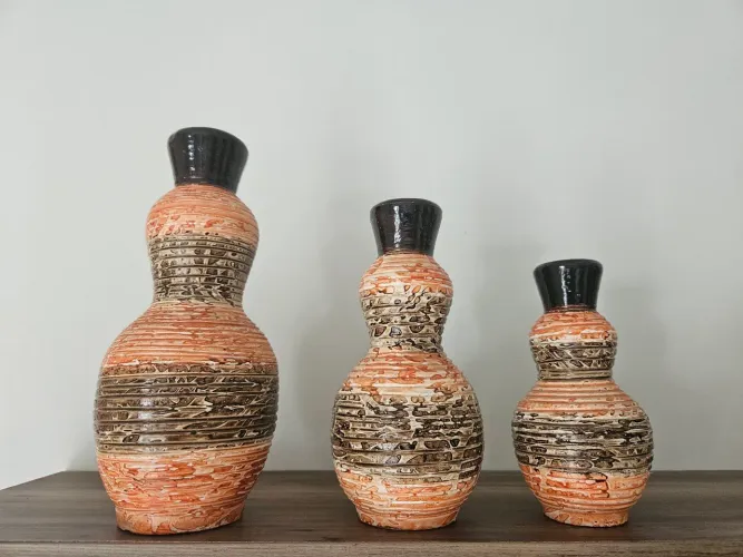 Conjunto com 3 vasos decorativos