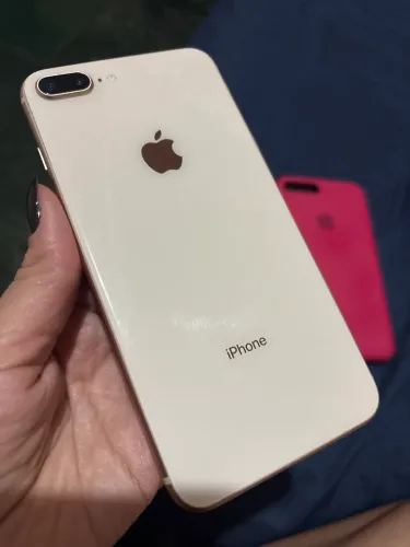 iPhone 8 Plus