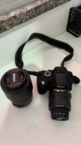     Nikon D3100 (DSLR DX) + lente de 55-300 mm + acessórios 
