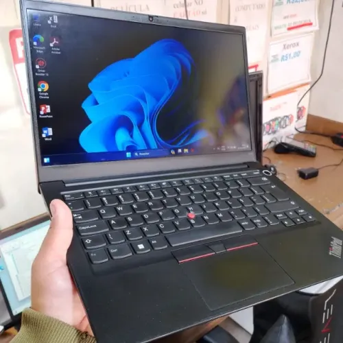 Notebook Thinkpad empresarial i5 11th com 8 de ram (rapido)