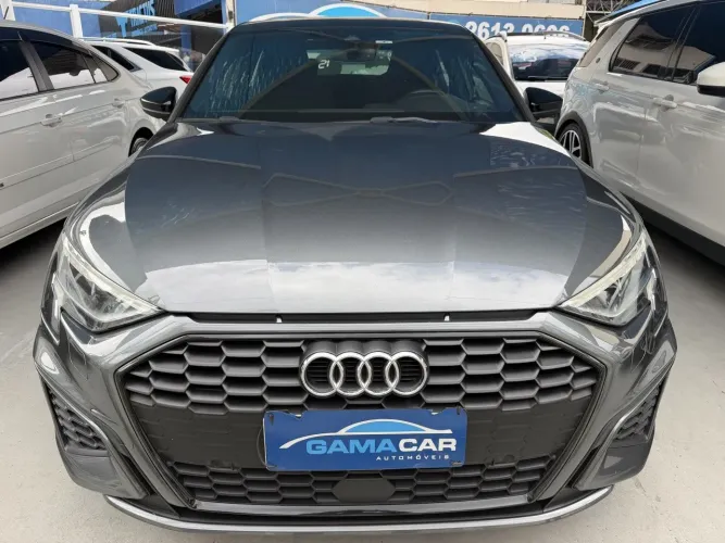 Audi A3 Sed. Perform. Black 2.0 TFSI S-tronic 2024