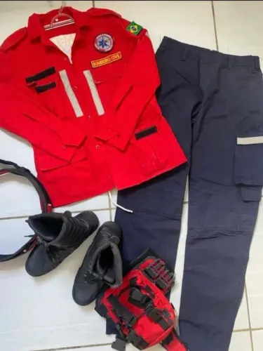 Uniforme Bombeiro Civil - Tamanho<br><br>G