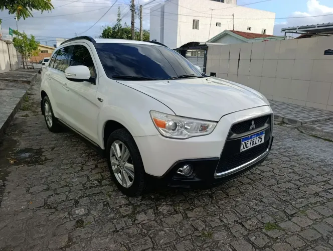 Mitsubishi ASX 2.0 16V 4X4 160cv Aut. 2012