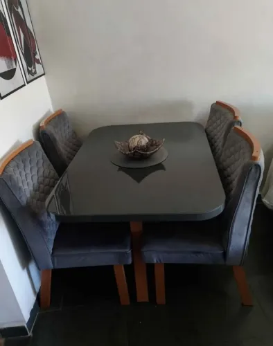 Conjunto mesa de jantar completo