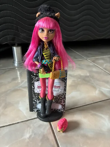 Monster High Howleen 13 desejos