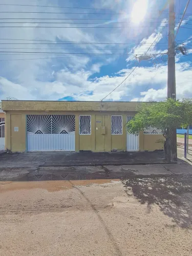 Casa à venda no Renascer