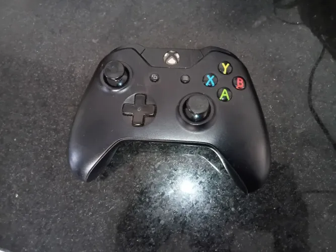 vendo controle Xbox one s usado