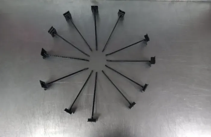50 Ganchos 15cm Parede Canaletada