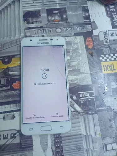 Celular Samsung J5 usado