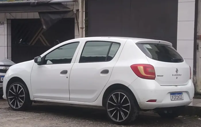 Renault Sandero Authentique Flex 1.0 12V 5P 2018