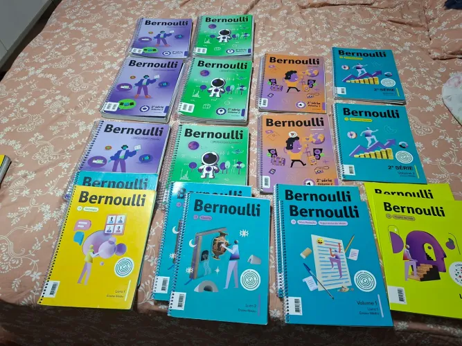 Apostilas Coleção Bernoulli 2a. Série