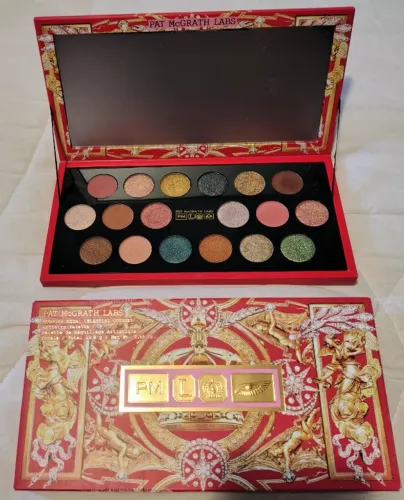 PAT MCGRATH Paleta de Sombras MTHRSHP MEGA Celestial Odyssey edição limitada
