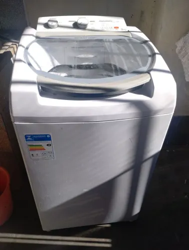 Máquina de lavar roupa 9Kg - leia o anúncio