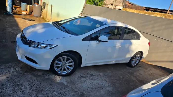 Honda Civic Sedan LXS 1.8/1.8 Flex 16V Aut. 4P 2015