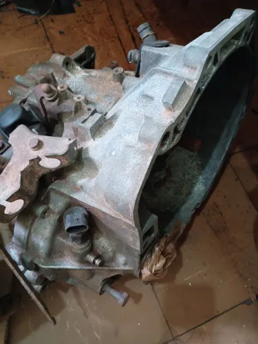 Câmbio Strada 1.8 gm