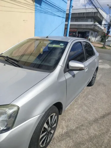 Toyota Etios Platinum Sed. 1.5 Flex 16V 4P Mec. 2016