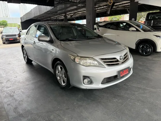 Toyota Corolla GLI 1.8 Flex 16V Aut. 2013