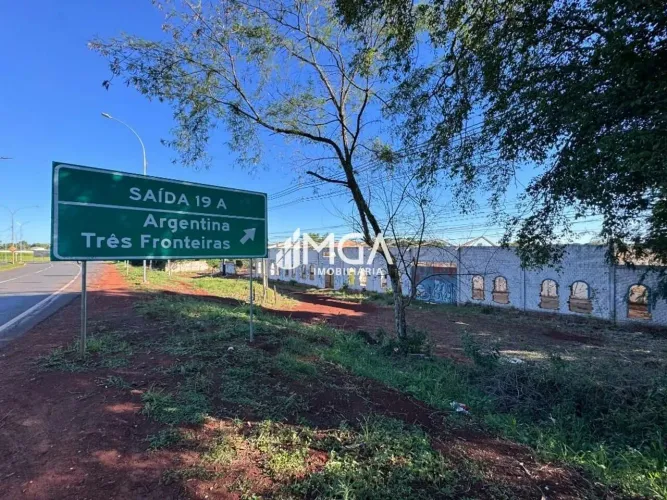 Área à venda, 3.415 m² por R$ 2.800.000 - Avenida das Cataratas - Foz do Iguaçu/PR