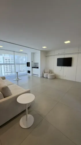 Excelente Apartamento Mobiliado no Edifício Positano - Próximo à UniCesumar, Maringá