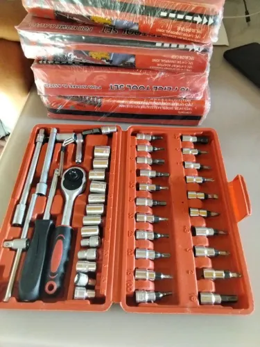 Kit chaves com 46 posições mais soquete reforçado 