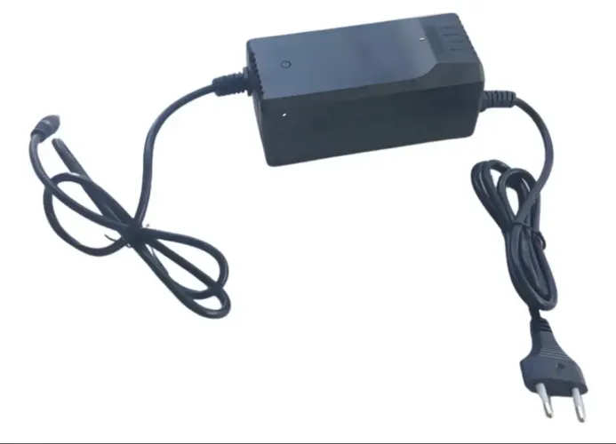 Carregador de bateria Zontes 
