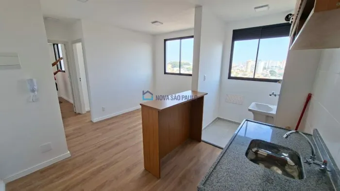 Apartamento Compacto para Locação na Vila Mira - 2 Dormitórios, 1 Vaga e Aceita Pet Pequen