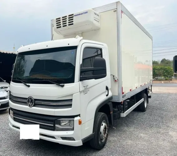 Vw 11-180 bau refrigerado (Gancheira) ano 2021.