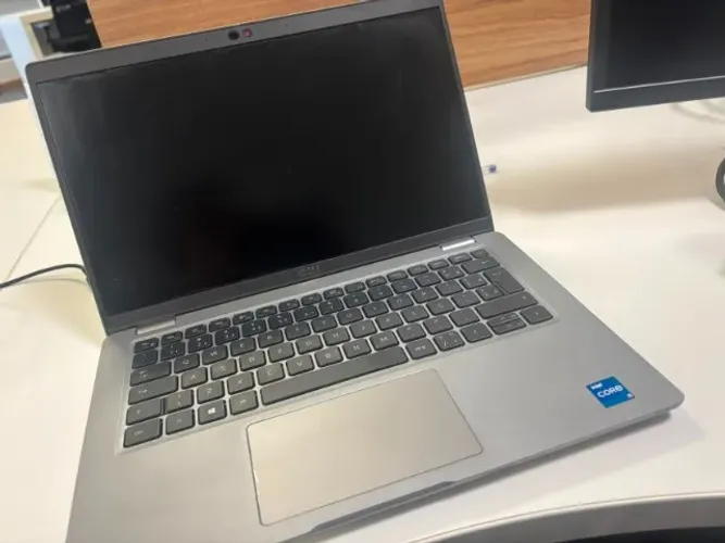 Notebook Dell Lat Core I5-11a 16gb Ram Ddr4 Ssd 256gb