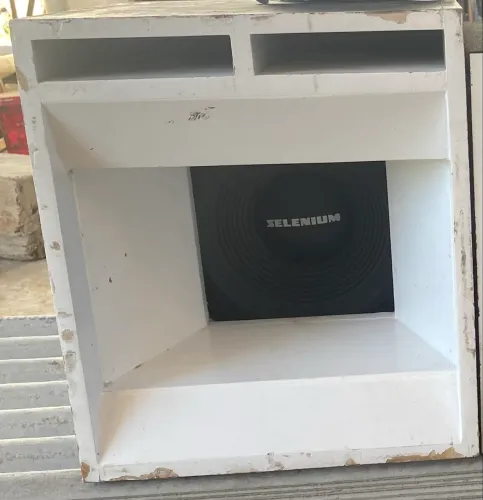 Medio de 12 200rms