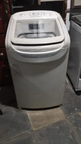 Máquina de lavar 10 kilos Eletrolux 