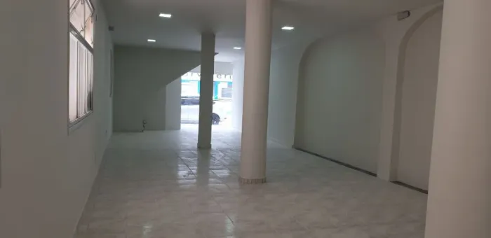 LOJA AMPLA PARA ALUGUEL - EXCELENTE LOCALIZAÇÃO!