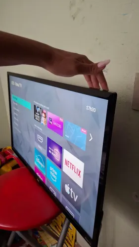 Vendo TV de 32 polegadas em pft estado