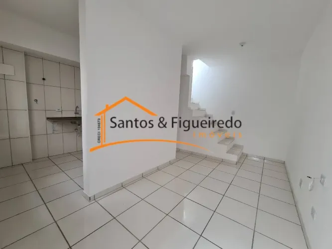 CASA 02 DORMTS. SEM GARAGEM - PRÓXIMO AV. ASSEMBLÉIA