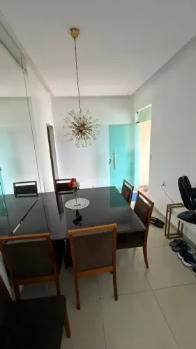 NG Vende casa Jardim Espanha