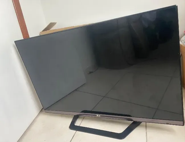 TV LG 47 Smart 3D - 47LM6400 - Para conserto ou peças