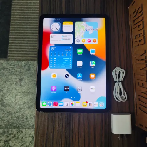 Apple iPad Air 5 64gb Processador M1 Space Gray 