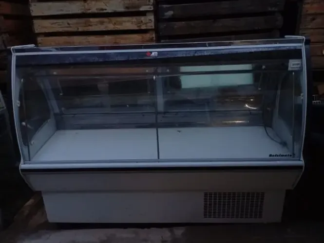 Balcão de Açougue e Frios