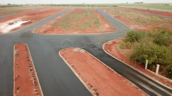 Terreno à venda no Condomínio Terramérica em Santa Bárbara d`Oeste/SP