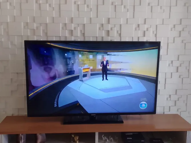 TV Samsung 55 pol não é smart