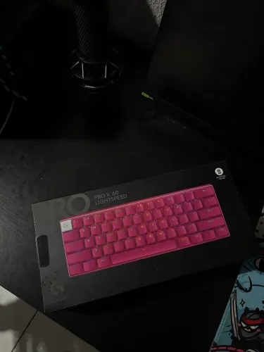 pro x 60% lighspeed magenta lacrado
