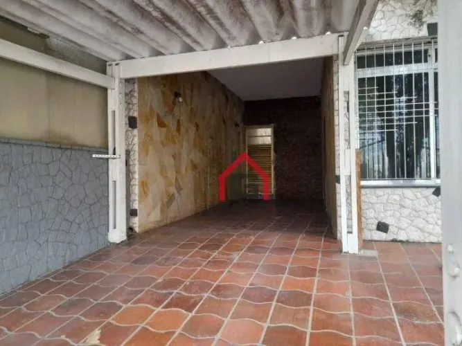 Sobrado com 3 dormitórios à venda, 224 m² por R$ 750.000,00 - Parque das Nações - Santo An