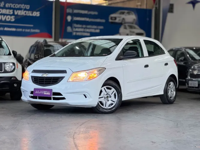 Chevrolet Onix JOY Hatch 1.0 8V Flex Mec. 4P 2017
