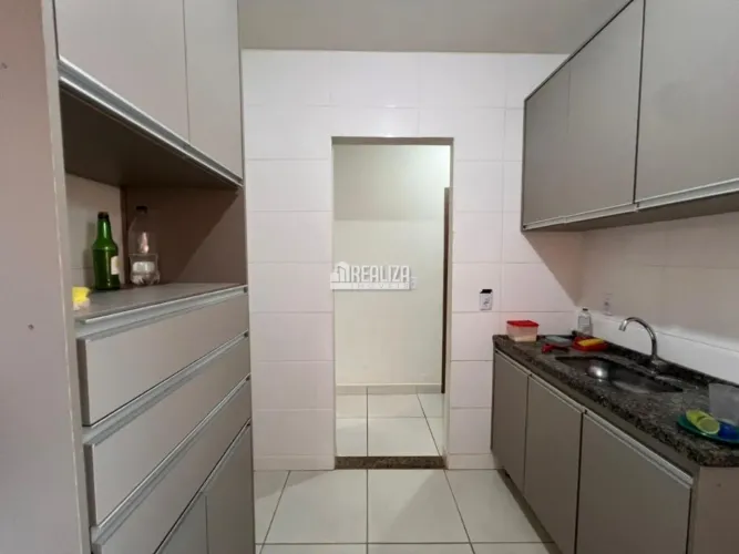 Casa com 2 Quarto(s) e 1 banheiro(s) para Alugar, 46 m² por R$ 1450 / Mês