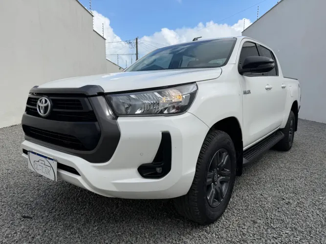 Toyota Hilux CD SR 4X4 2.8 TDI Diesel Aut. 2024