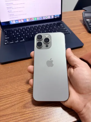 iPhone 16 Pro Max 256 gb TITANIUM