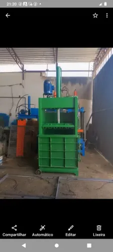Vende-se uma prensa para garrafa pet e papelão