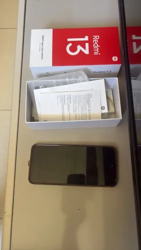 Redmi 13 ( tem que trocar a tela )